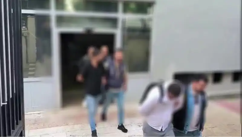 Sahte Yatırım İlanları ile Milyonluk Vurgun: Altı Kişi Tutuklandı