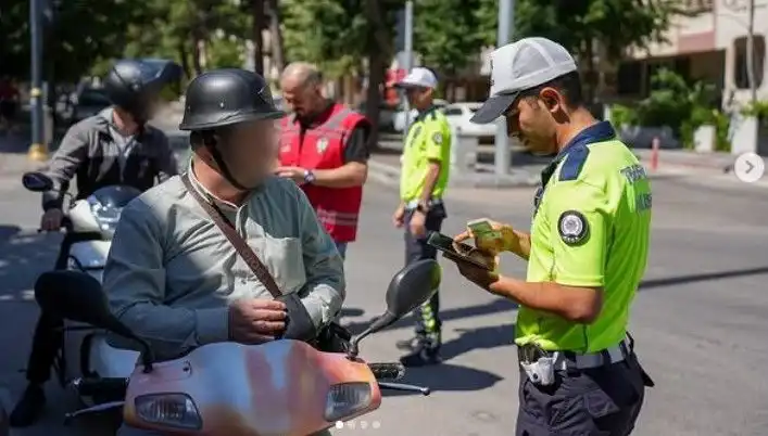 Isparta’da Trafik Denetimleri: Güvenli Sürüş İçin Yenilikçi Yaklaşımlar
