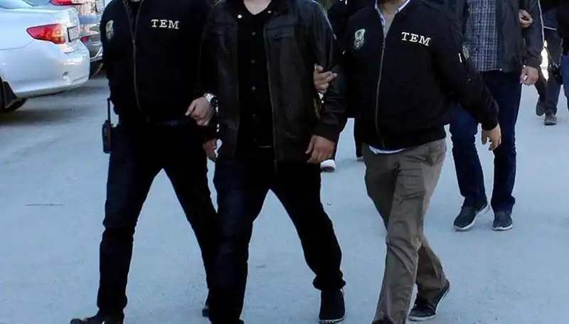 İstanbul'da Gerçekleştirilen Terör Operasyonunda 14 Kişi Gözaltında