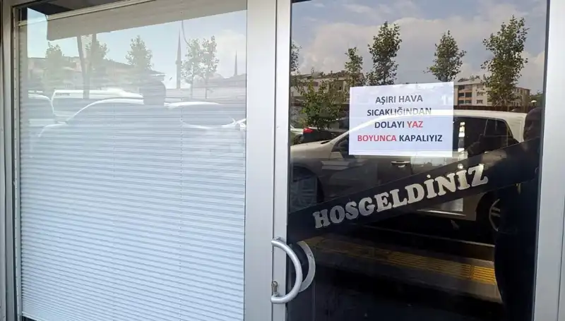 Afrika Sıcakları Esnafı Vurdu: Yaz Boyu Dükkanlarını Kapattılar