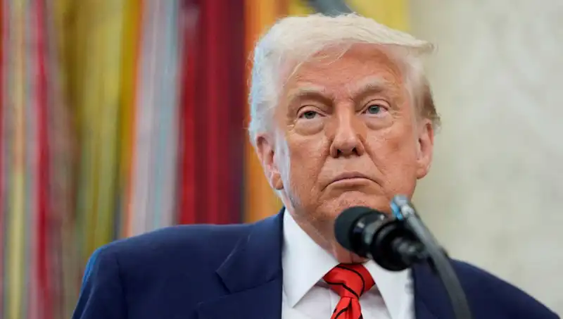 Trump’tan G7 Zirvesinde Şaşırtan Ayrılık: Acil Toplantı Gerekti