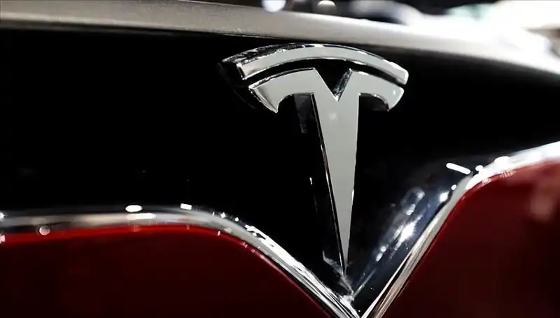 Tesla'da Ucuz Model Tartışmaları: HW3 Sahiplerinin FSD Beklentisi