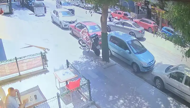 Karşıdan Karşıya Geçerken Araba Çarpması: Şehirdeki Tehlikeli Yürüyüş Noktaları