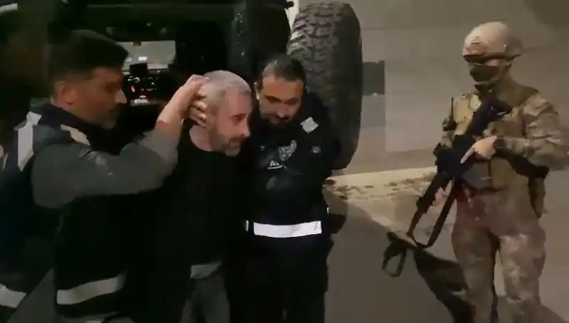 Kardeş Katili Yakalandı: 213 Saatlik Görüntü İncelemesi Sonucu