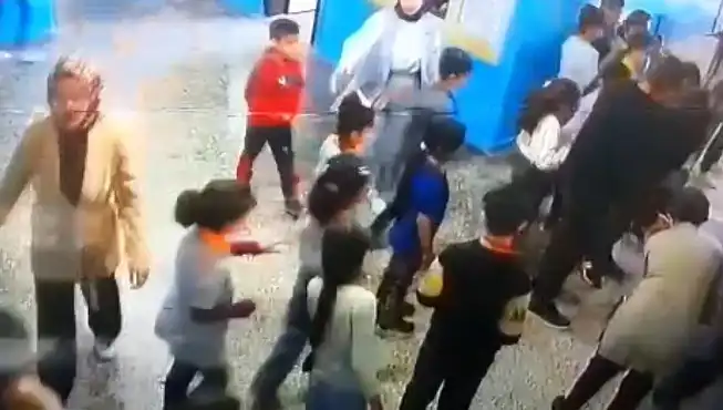 Mardin'de Dilini Boğazına Kaçıran Öğrenciyi Okul Müdürü Kurtardı!