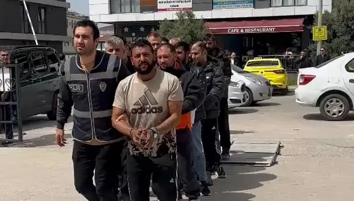 Edirne'de Yüzleri Gizli Operasyon: 7 Firari Suçlu Yakalandı!