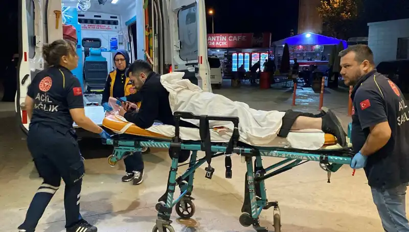 Kavga Eden Çiftçi, Uyarınca Bacağından Bıçaklandı: Olayın Detayları