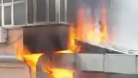 İstanbul'da Kafede Çıkan Yangın, Ulaşım ve Güvenliği Tehdit Ediyor!