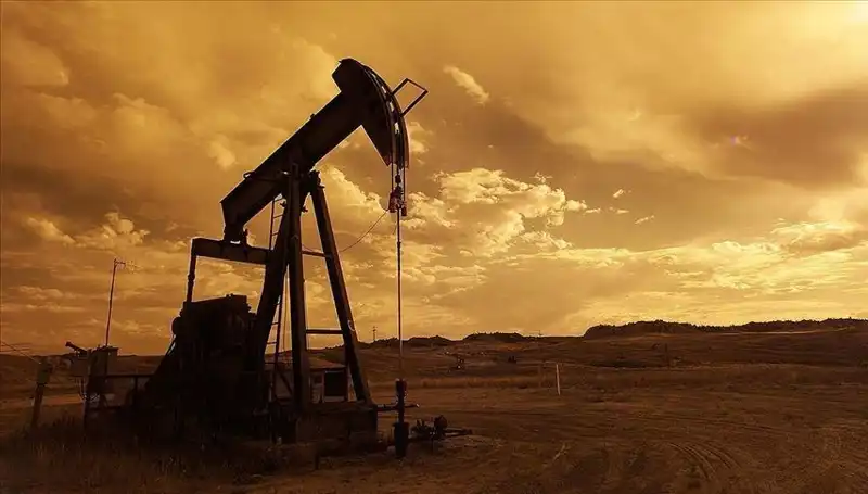 Orta Doğu'da Geceleyin Petrol Fiyatları Neden Yerle Bir Oldu?