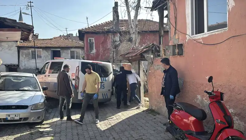 Çankırı'da Uyuşturucu Operasyonu: 6 Şüpheli Gözaltına Alındı, Suç Ağı Çözüldü