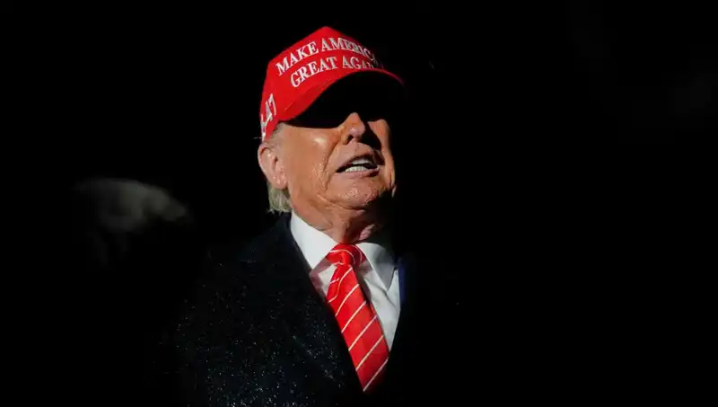 Yüksek Mahkeme'den Trump'a Sürpriz İzin: Göçmenlerin Yasal Statüsünü Değiştirme Yetkisi