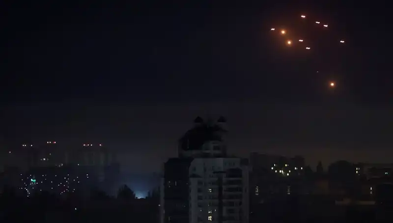 Rusya'nın Kiev'e Yönelik Hava Saldırıları, Sumi'de 11 Köy İçin Tahliye Emri Verildi