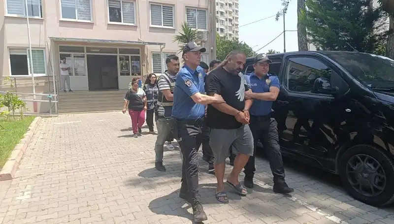 Adana'da Dolandırıcılık Şok Etkisi Yaratıyor: 4 Şüpheli Tutuklandı