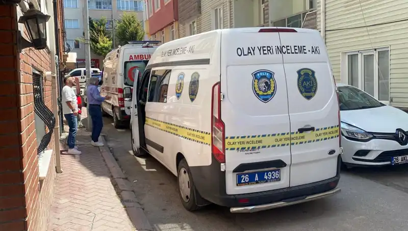 İki Çocuk Babası Adam Evinde Gizemli Bir Şekilde Ölü Bulundu