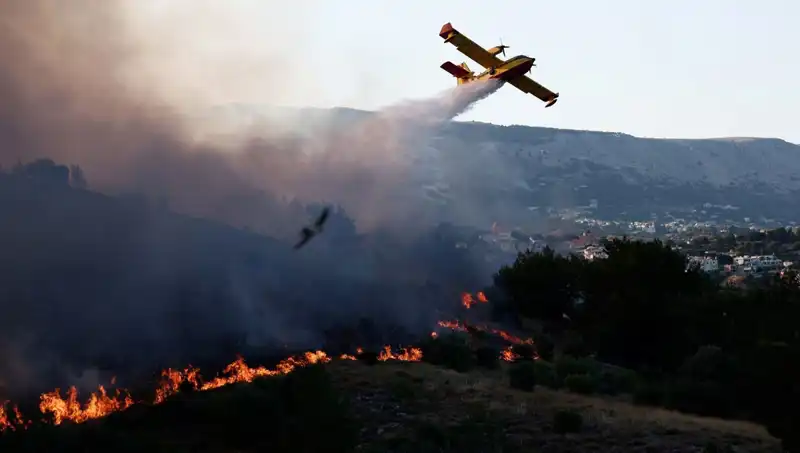 Sakız Adası'ndaki Orman Yangını Kontrol Altına Alındı: Yeni Gelişmeler
